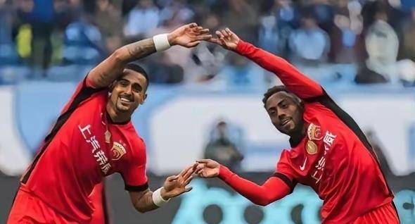 英雄联盟官方直播-清晨新疆广汇调整名单以备全明星赛，临场应变环节打磨，球迷炸锅，训练强度明显提升的简单介绍